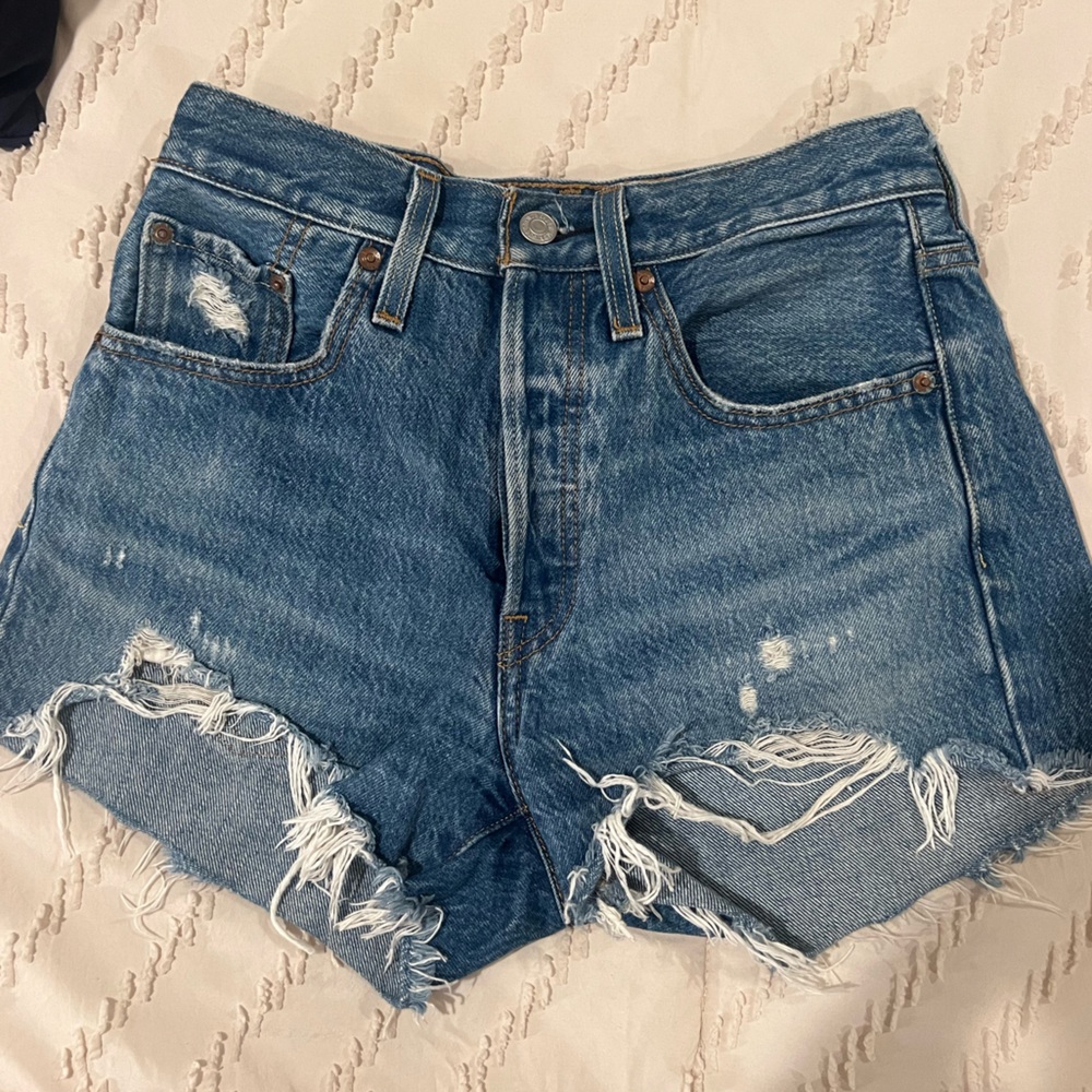 LEVIS 501 DENIM SHORTS